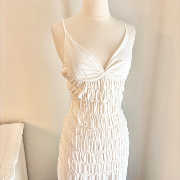 Zara Off-White Smocked V-neck Maxi Slip Dress Size Medium - Picture 3 of 6